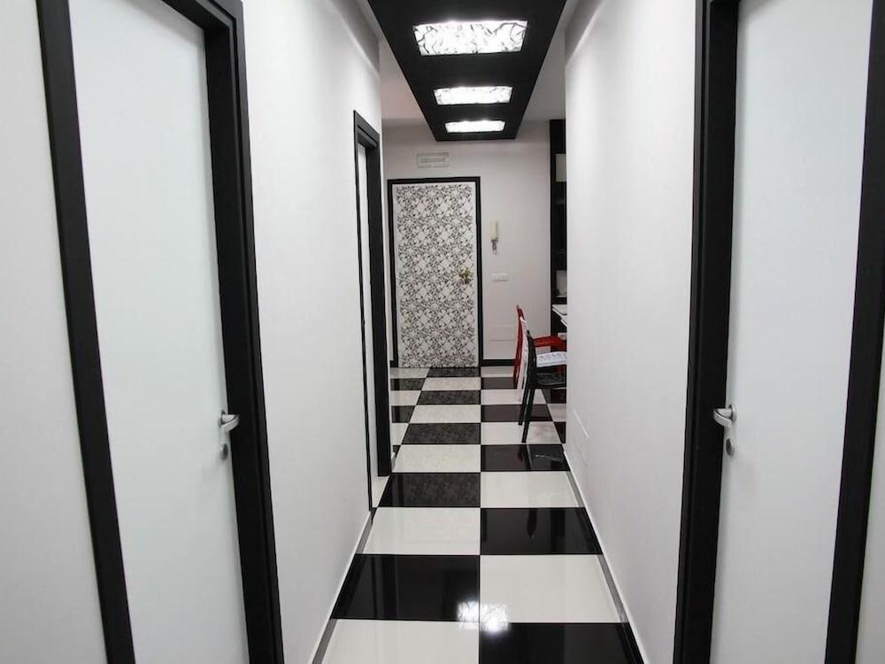Bed & Breakfast Black & White G&g Roma